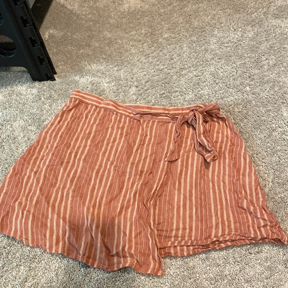 American Eagle wrap skirt size small